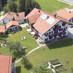 Gasthuis Gaestehaus Lechner, Bernau am Chiemsee